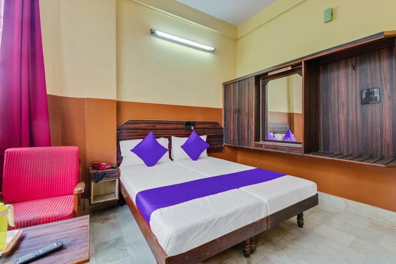 Spot On 48699 Hotel Pawansree Deluxe Lodge Bangalore Esterno foto